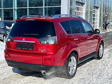 Mitsubishi Outlander, 2008г, полный привод, вариатор