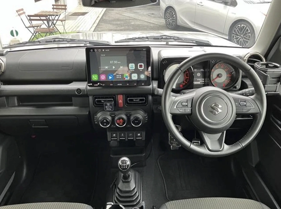 Suzuki Jimny, 2022г., полный привод, механика