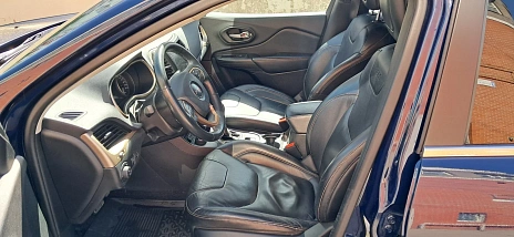 Jeep Cherokee, 2014г, полный привод, автомат