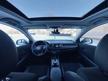 Honda Vezel, 2021г, передний привод, вариатор