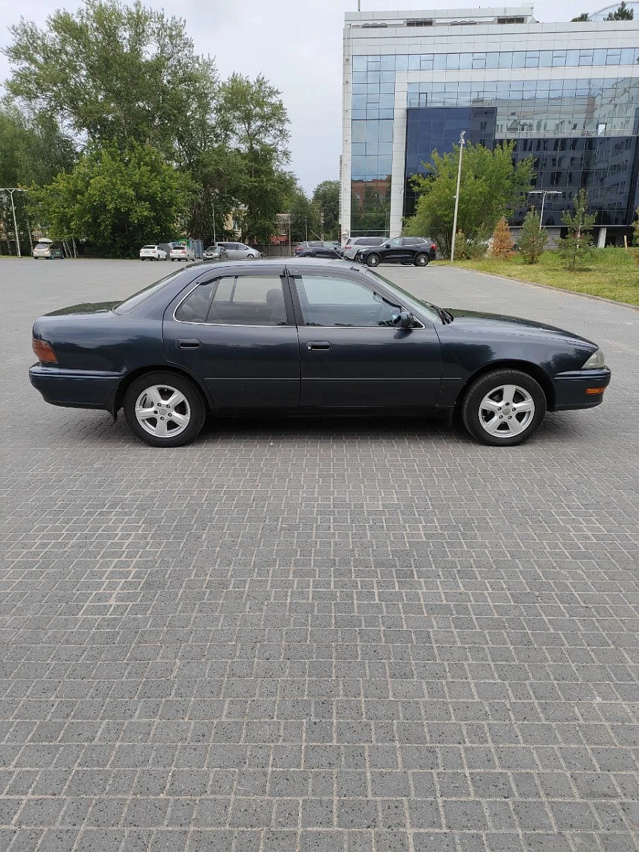 Toyota Camry, 1992г., передний привод, автомат