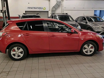 Mazda 3, 2011г, передний привод, автомат