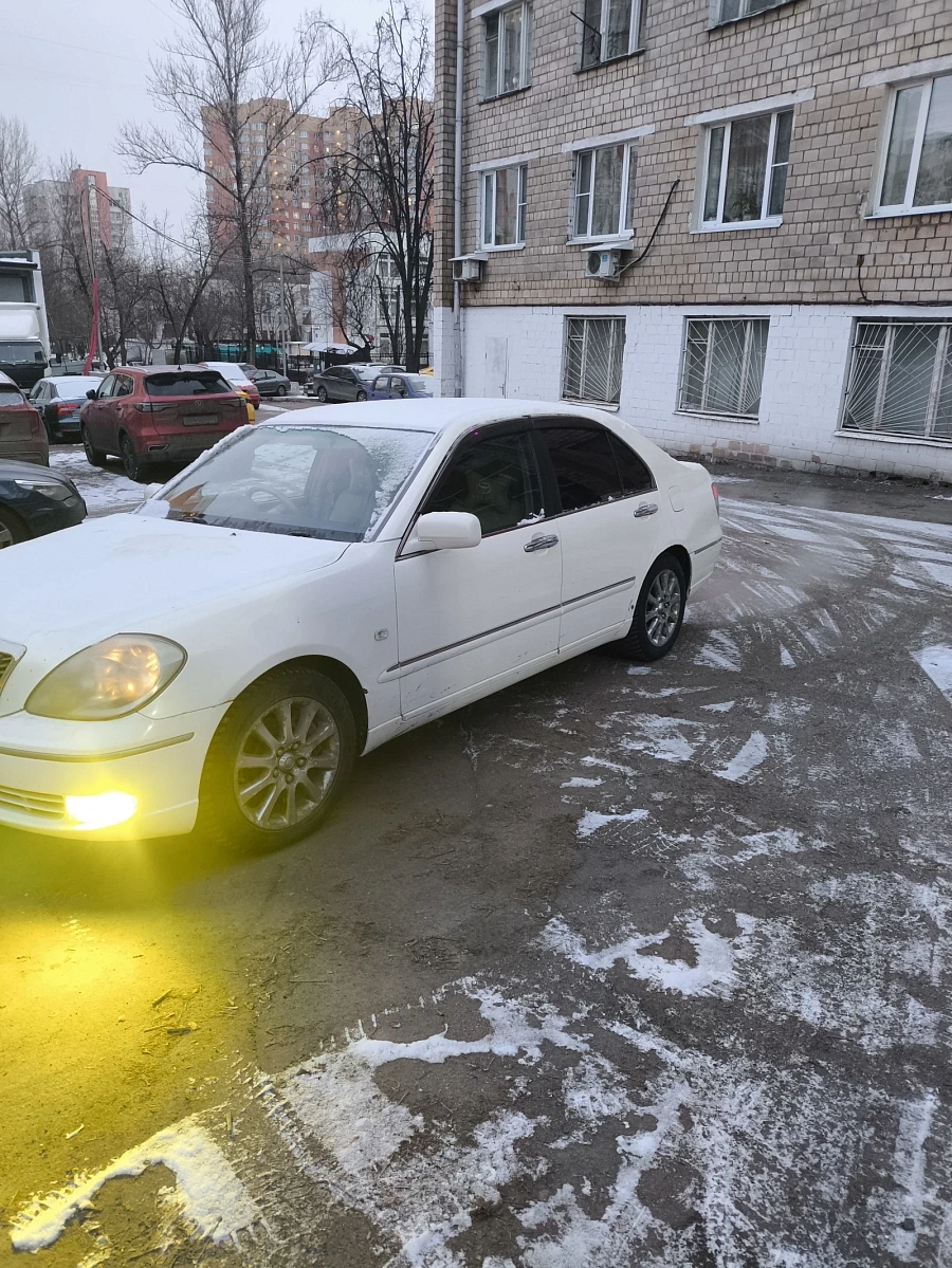 Toyota Brevis, 2001г., задний привод, автомат