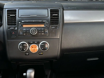 Nissan Tiida, 2008г, передний привод, автомат