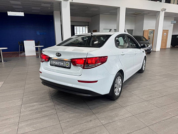 Kia Rio, 2015г, передний привод, механика