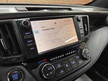Toyota RAV4, 2019г, полный привод, автомат