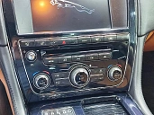 Jaguar XJ, 2011г., задний привод, автомат