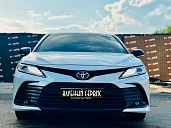 Toyota Camry, 2021г., передний привод, автомат