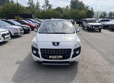 Peugeot 3008, 2011г, передний привод, автомат
