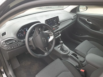 Hyundai i30, 2023г, передний привод, автомат