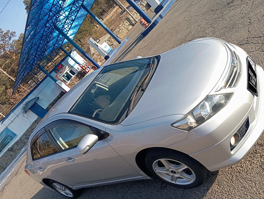 Toyota Allion, 2010г., передний привод, вариатор