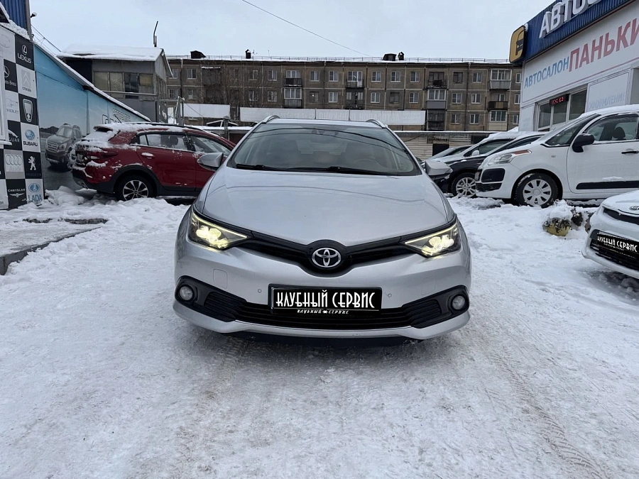 Toyota Auris, 2018г., передний привод, механика