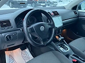 Volkswagen Jetta, 2006г., передний привод, автомат