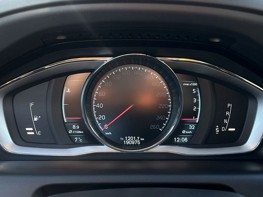 Volvo XC60, 2014г., полный привод, автомат