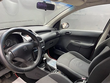 Peugeot 206, 2006г, передний привод, механика
