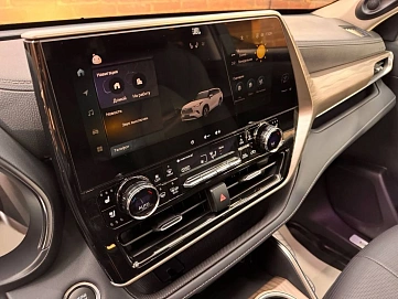 Toyota Highlander, 2025г, полный привод, автомат