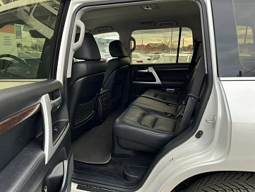 Toyota Land Cruiser, 2016г, полный привод, автомат