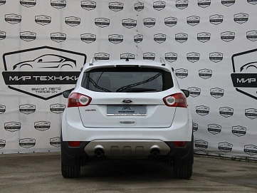 Ford Kuga, 2011г, полный привод, робот