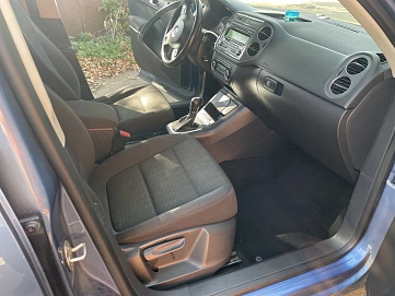 Volkswagen Tiguan, 2011г, полный привод, автомат