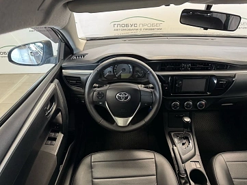 Toyota Corolla, 2013г, передний привод, автомат