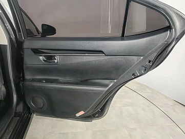 Lexus ES, 2015г., передний привод, автомат