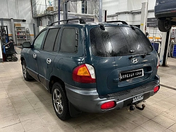Hyundai Santa Fe, 2001г, передний привод, автомат