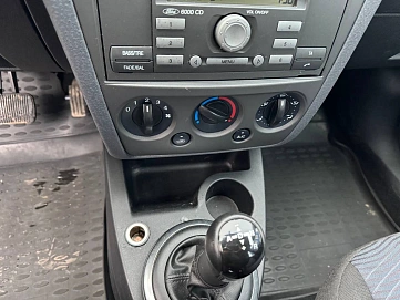 Ford Fusion, 2007г, передний привод, робот