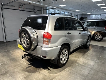 Toyota RAV4, 2003г, полный привод, автомат