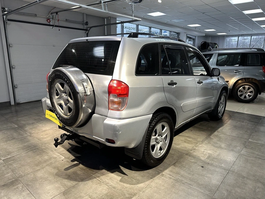 Toyota RAV4, 2003г., полный привод, автомат