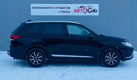 Mitsubishi Outlander, 2019г, передний привод, вариатор