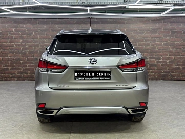 Lexus RX, 2021г, полный привод, автомат