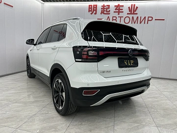 Volkswagen Tacqua, 2022г, передний привод, автомат