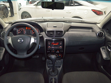 Nissan Terrano, 2015г, передний привод, автомат
