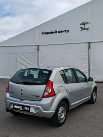 Renault Sandero, 2012г, передний привод, механика