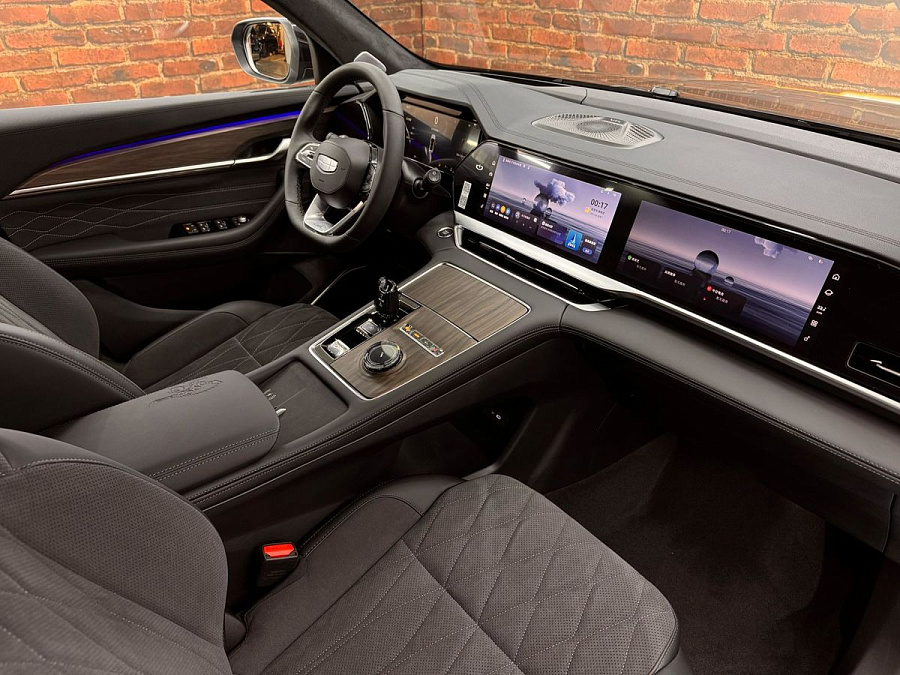 Geely Monjaro, 2025г., передний привод, автомат