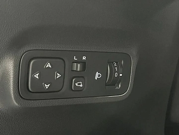 Changan Lamore, 2023г, передний привод, робот