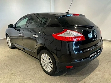 Renault Megane, 2012г, передний привод, автомат