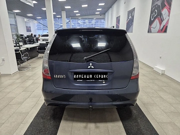 Mitsubishi Grandis, 2004г, полный привод, механика