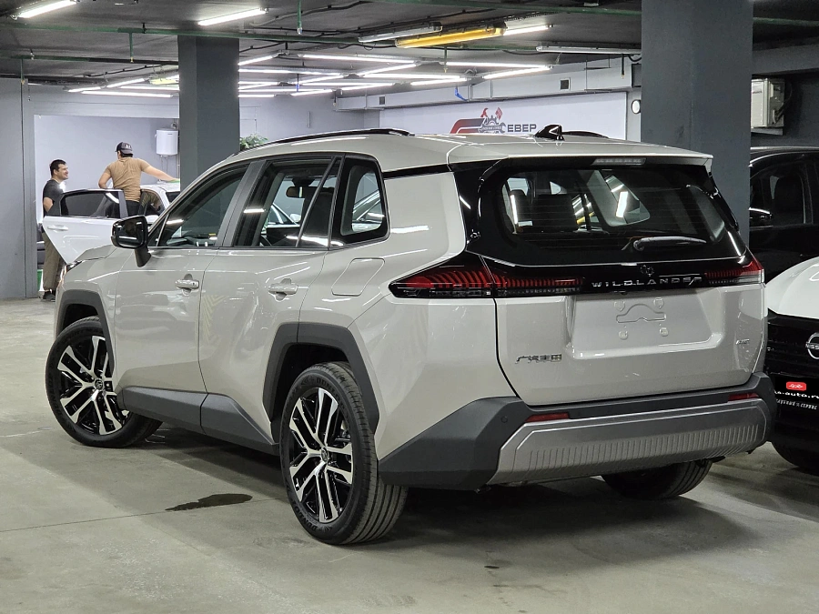 Toyota Wildlander, 2026г., полный привод, вариатор