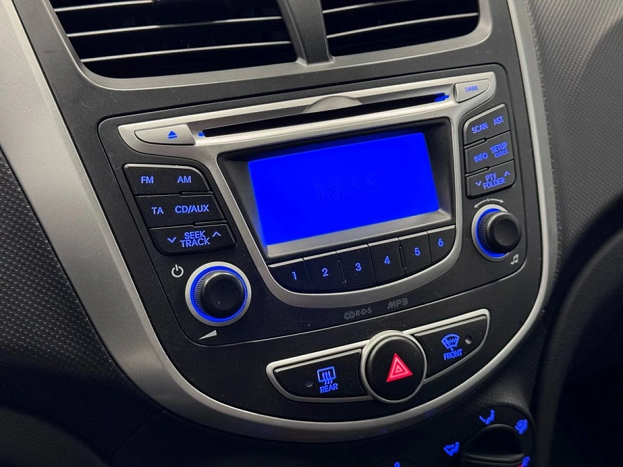 Hyundai Solaris, 2014г., передний привод, механика