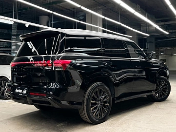 Infiniti QX80, 2025г, полный привод, автомат