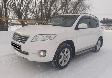 Toyota RAV4, 2010г, полный привод, вариатор
