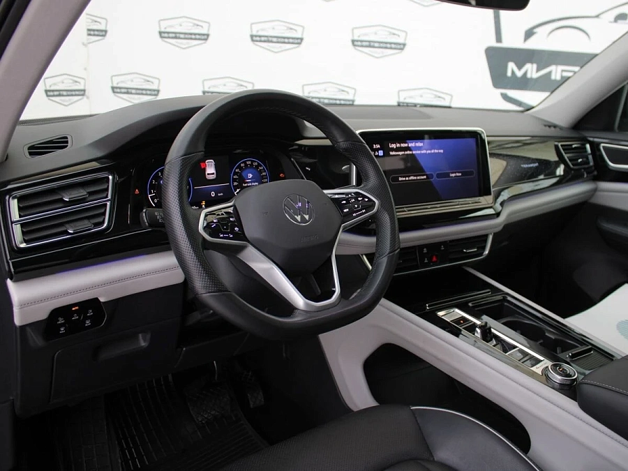 Volkswagen Teramont, 2022г., полный привод, автомат