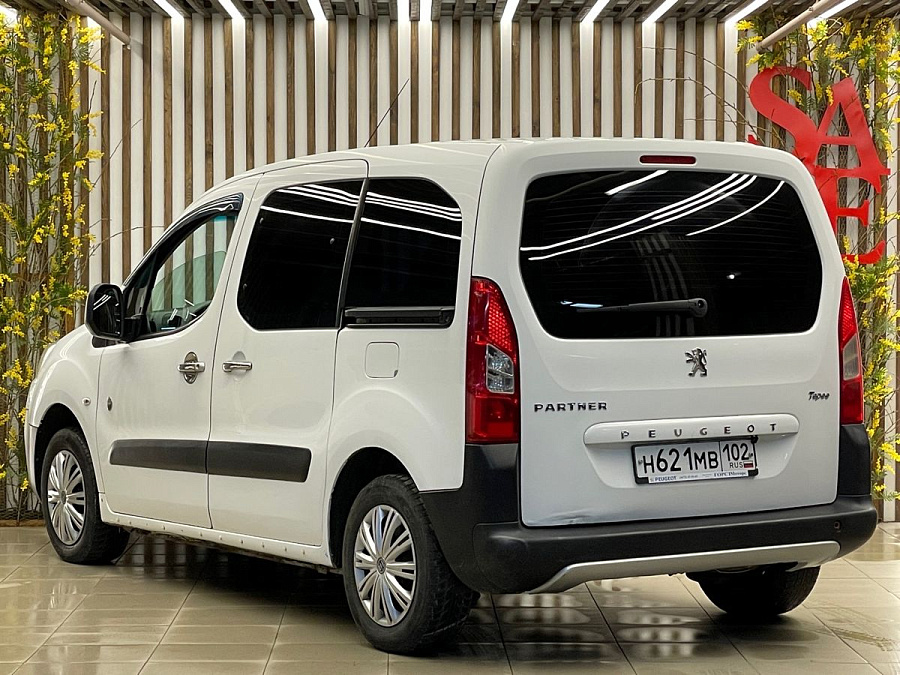 Peugeot Partner, 2012г., передний привод, механика