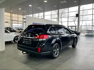 Subaru Outback, 2013г, полный привод, вариатор