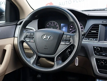 Hyundai Sonata, 2016г, передний привод, автомат
