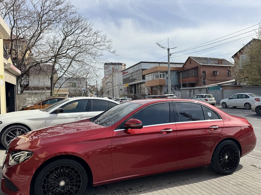 Mercedes-Benz E-Класс, 2016г., задний привод, автомат