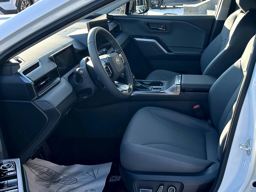 Toyota RAV4, 2025г., полный привод, вариатор