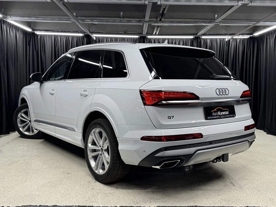 Audi Q7, 2024г., полный привод, автомат
