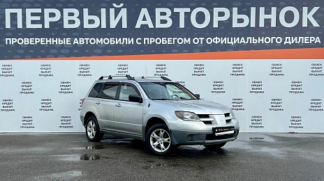 Mitsubishi Outlander, 2002г, передний привод, автомат